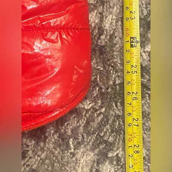 NWOT XL dog 🐶puffer coat, bright red - Picture 4 of 6
